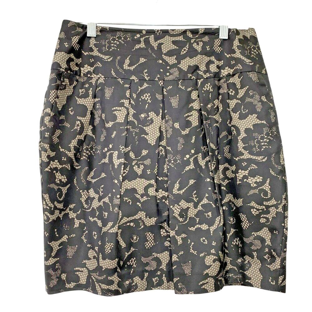 Banana Republic pure silk size 10 skirt pleated lacey black over taupe print